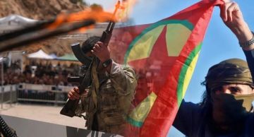 حزب العمال الكردستاني يبدأ تسليم سلاحه وتركيا تعلق: تحول لا رجوع عنه