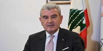 عيسى الخوري كشف عن اتصالات مع عدد من الوزراء استعدادا لجلسة الثلثاء: لن نستقيل من الحكومة عيسى الخوري كشف عن اتصالات مع عدد من الوزراء استعدادا لجلسة الثلثاء: لن نستقيل من الحكومة