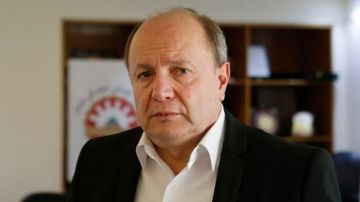 الأسمر: وزير العمل إستمع لمطالب العاملين في المستشفيات الحكومية ووعد بالعمل على تحقيقها