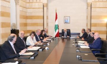 اللجنة الوزارية لإعادة الإعمار جددت التزام الحكومة بالإسراع في إعادة إعمار ما دمره العدوان