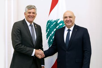 الرئيس عون: لبنان لم يتبلغ رسميا أي شيء مما تم تداوله عن منطقة عازلة في الجنوب الرئيس عون: لبنان لم يتبلغ رسميا أي شيء مما تم تداوله عن منطقة عازلة في الجنوب