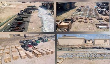 الجيش يتسلم الدفعة الثانية من السلاح الفلسطيني من مخيمات صور الجيش يتسلم الدفعة الثانية من السلاح الفلسطيني من مخيمات صور