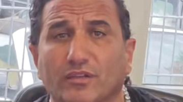 شتم رئيس الجمهورية... ومستمر شتم رئيس الجمهورية... ومستمر