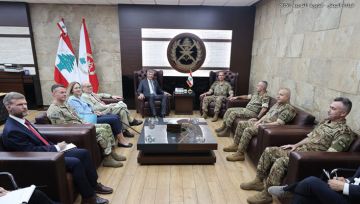 قائد الجيش استقبل وفدا من الكونغرس الأميركي وتشديد على دور قوات اليونيفيل قائد الجيش استقبل وفدا من الكونغرس الأميركي وتشديد على دور قوات اليونيفيل