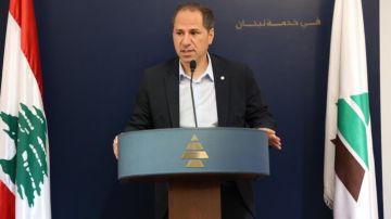 الجميل: جلسة الحكومة غدا تاريخية ويجب أن يتخذ فيها قرار بفرض سلطة الدولة على كامل الأراضي