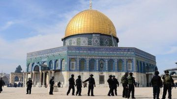  مؤسسة القدس الدولية تصدر تقريرها السنوي عن واقع المسجد الاقصى وما يشهد من انتهاكات متكررة من قبل العدو (تقرير)