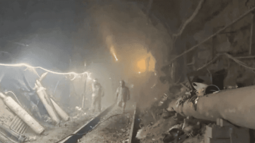 تشيلي: استمرار عمليات البحث عن 5 عمال عالقين داخل أكبر منجم للنحاس