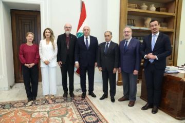 الرئيس عون اطلع من المطران شيرماخر على التحضيرات لعقد مؤتمر بيروت الدولي حول التنوع الايمان والاستدامة الرئيس عون اطلع من المطران شيرماخر على التحضيرات لعقد مؤتمر بيروت الدولي حول التنوع الايمان والاستدامة