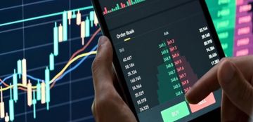 الذكاء الاصطناعي يعيد رسم خريطة الأسواق المالية: ثورة تخلق فرصا وتطيح بعمالقة الذكاء الاصطناعي يعيد رسم خريطة الأسواق المالية: ثورة تخلق فرصا وتطيح بعمالقة