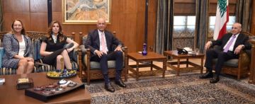 النشرة: لا حرب جديدة ومرونة أميركية تعيد جوهر طرح بري إلى الواجهة النشرة: لا حرب جديدة ومرونة أميركية تعيد جوهر طرح بري إلى الواجهة