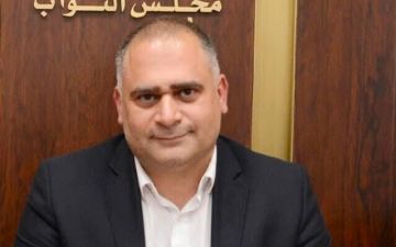 مسعد صرح بذمته المالية لدى هيئة مكافحة الفساد: لا حصانة أمام المحاسبة مسعد صرح بذمته المالية لدى هيئة مكافحة الفساد: لا حصانة أمام المحاسبة