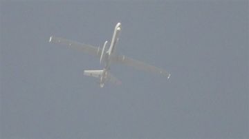 محلقة القت قنبلة صوتية على احد المواطنين في بلدة كفركلا