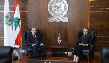 وزير الدفاع بحث مع النائبة صليبا في الأوضاع العامة