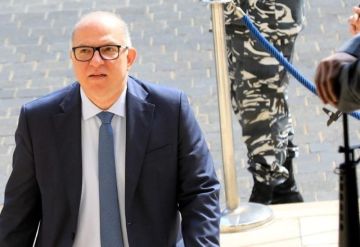 وزير العمل اللبناني في العراق حاملا رسالة رسمية من رئيس الحكومة وزير العمل اللبناني في العراق حاملا رسالة رسمية من رئيس الحكومة