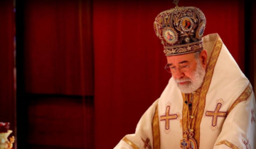 المطران عودة اكد أهمية تخلي الإنسان عن تعلقه بالغنى والأموال والمراكز والمنافع الزائلة