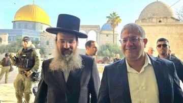 يتقدمهم بن غفير.. مئات المستوطنين الصهاينة يقتحمون المسجد الأقصى المبارك