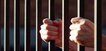 حبس متهم 4 أيام لاتهامه بإلقاء ماء نار على طليقته في مصر