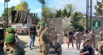 ضمن أكبر خطة لجمع السلاح منذ الحرب الأهلية الجيش يتسلم الدفعة الثالثة من المخيمات ضمن أكبر خطة لجمع السلاح منذ الحرب الأهلية الجيش يتسلم الدفعة الثالثة من المخيمات