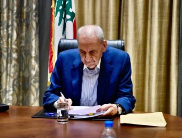 بري أكد أن اتفاق وقف النار مع إسرائيل أسوأ من 17 أيار: يريدون التعامل معنا كأننا خاسرون وبعد الآن لن ندفع أي ثمن بري أكد أن اتفاق وقف النار مع إسرائيل أسوأ من 17 أيار: يريدون التعامل معنا كأننا خاسرون وبعد الآن لن ندفع أي ثمن