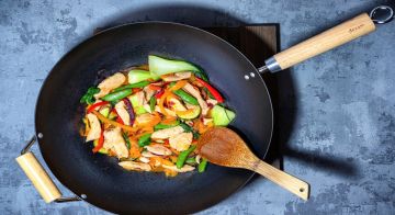 أطعمة بسيطة قد تكون سلاحك السري ضد أمراض القلب وخطر الوفاة المبكرة أطعمة بسيطة قد تكون سلاحك السري ضد أمراض القلب وخطر الوفاة المبكرة