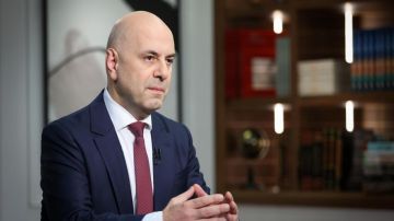 حاصباني يرد على بوصعب: القوانين المقرة أمس نافذة حاصباني يرد على بوصعب: القوانين المقرة أمس نافذة