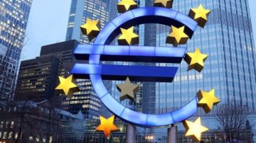 رئيسة المركزي الأوروبي: خطر بالغ من سيطرة ترامب على السياسة النقدية الأميركية