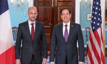 روبيو يبحث مع نظيره الفرنسي دعم خطة ترامب للسلام روبيو يبحث مع نظيره الفرنسي دعم خطة ترامب للسلام