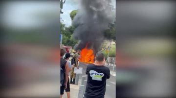 انفجار سيارة في تل أبيب وإصابة شخص انفجار سيارة في تل أبيب وإصابة شخص