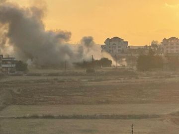 النشرة: الطيران الاسرائيلي شن سلسلة غارات على بلدة كفرتبنيت بعد تهديدات باستهدافها النشرة: الطيران الاسرائيلي شن سلسلة غارات على بلدة كفرتبنيت بعد تهديدات باستهدافها