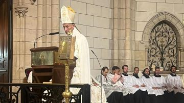 الرابطة المارونية تشارك الراعي والرهبانية اللبنانية المارونية في تدشين دير مار شربل بفرنسا