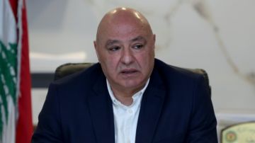 الأنباء: عون ضمن انعقاد جلسة الحكومة بنصاب كامل وسط سعي لتوافق حول خطة حصر السلاح الأنباء: عون ضمن انعقاد جلسة الحكومة بنصاب كامل وسط سعي لتوافق حول خطة حصر السلاح