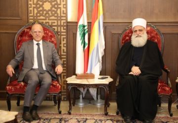 شيخ العقل التقى وفد البرلمان العربي واطلع من الوزير مكي على المشروع الإصلاح الإداري