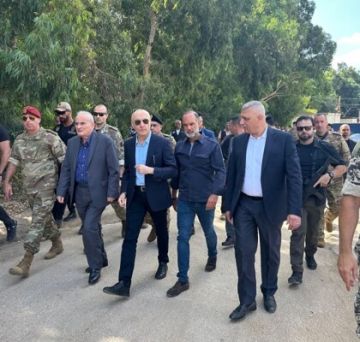 وزير الداخلية جال على المعابر الحدودية ومراكز الأمن العام في شمال لبنان برفقة وزيري الدفاع والأشغال