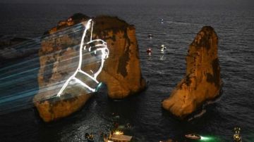 إضاءة صخرة الروشة... المسألة أبعد من جمعية