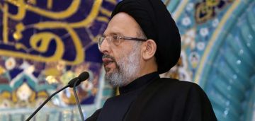 العلامة فضل الله استقبل كاهن رعية القاع: نتمسك بلبنان الرسالة