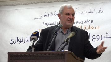 رعد اكد أن حزب الله لا يخوض مباراة إظهار قوة بالداخل: 12 سنة سعد الحريري تحمل الضغوط لكن لم يقبل أن يسفك دم في الداخل رعد اكد أن حزب الله لا يخوض مباراة إظهار قوة بالداخل: 12 سنة سعد الحريري تحمل الضغوط لكن لم يقبل أن يسفك دم في الداخل