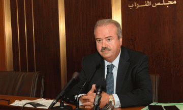 جابر: سلام يتابع مشروع قانون الفجوة المالية شخصيا وبرمجة الدفع للمودعين قيد الإعداد جابر: سلام يتابع مشروع قانون الفجوة المالية شخصيا وبرمجة الدفع للمودعين قيد الإعداد