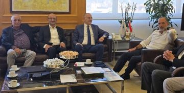 عبدالله بحث مع رسامني بصيانة طرقات إقليم الخروب واستكمال مجمع الأبنية الحكومية في شحيم