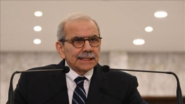 بعد إضاءة الحزب لصخرة الروشة... كيف علق سلام؟ بعد إضاءة الحزب لصخرة الروشة... كيف علق سلام؟