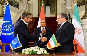 عراقجي: الاتفاق مع وكالة الطاقة الذرية سيعتبر منتهيا في حالة تعرضنا للعدوان أو عقوبات مجلس الأمن عراقجي: الاتفاق مع وكالة الطاقة الذرية سيعتبر منتهيا في حالة تعرضنا للعدوان أو عقوبات مجلس الأمن