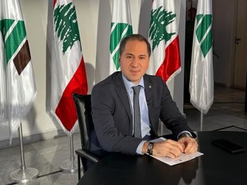 الجميل أكد أن عملية تسليم السلاح تجري دون أي مقاومة تذكر: خطاب حزب الله لا يتجاوز سقف الاستهلاك الإعلامي