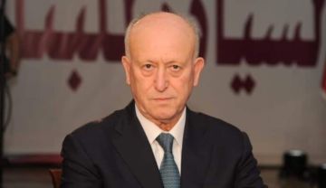 ريفي: نشد على يد سلام بمواجهته تفلت حزب الله وقد انكسر الإصبع الذي كانوا يرفعونه بوجه اللبنانيين ريفي: نشد على يد سلام بمواجهته تفلت حزب الله وقد انكسر الإصبع الذي كانوا يرفعونه بوجه اللبنانيين