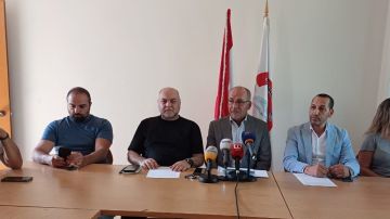 روابط التعليم الرسمي تطالب الحكومة بإعداد سلسلة رتب ورواتب جديدة وعادلة وتمهل حتى نهاية العام الحالي لإقرار الإصلاحات (تقرير) روابط التعليم الرسمي تطالب الحكومة بإعداد سلسلة رتب ورواتب جديدة وعادلة وتمهل حتى نهاية العام الحالي لإقرار الإصلاحات (تقرير)