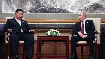 محادثات جونغ اون - بوتين: العلاقات الثنائية تتطور في جميع المجالات محادثات جونغ اون - بوتين: العلاقات الثنائية تتطور في جميع المجالات