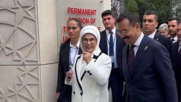 بالفيديو: زوجة الرئيس التركي في نيويورك بالفيديو: زوجة الرئيس التركي في نيويورك