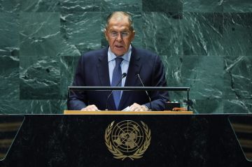 لافروف يلقي خطابا أمام الجمعية العامة للأمم المتحدة في 27 سبتمبر