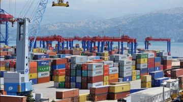 سقوط كونتينر كان من الممكن أن يودي بحياة أبرياء... ونداء عاجل!