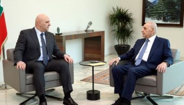 في صحف اليوم: جلسة الحكومة أحبطت تفجير أزمة السلاح وتلاقي عون وبري يعزز مسار التهدئة