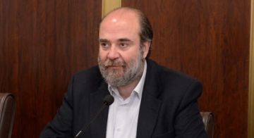 عقيص: تأجيل الانتخابات أو إلغاء حق المغتربين بالتصويت للنواب الـ128 استكمال للانقلاب على الشرعية