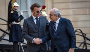 محادثات وخلوة بين ماكرون وسلام في الأليزيه: تحضيرات مؤتمر دعم الجيش وإستكمال حصر السلاح محادثات وخلوة بين ماكرون وسلام في الأليزيه: تحضيرات مؤتمر دعم الجيش وإستكمال حصر السلاح